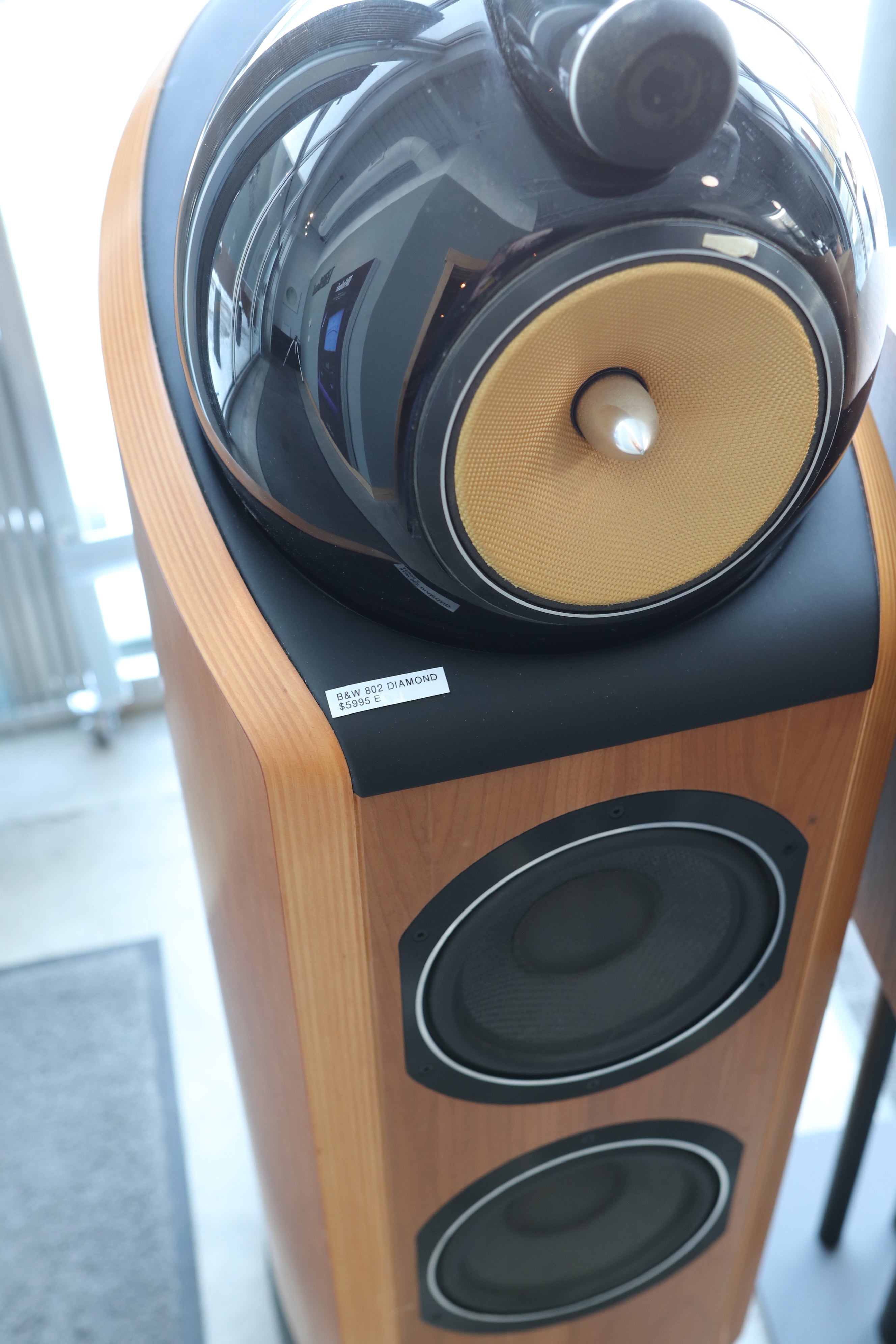 Bowers & Wilkins B&W 802 Diamond - $5,995