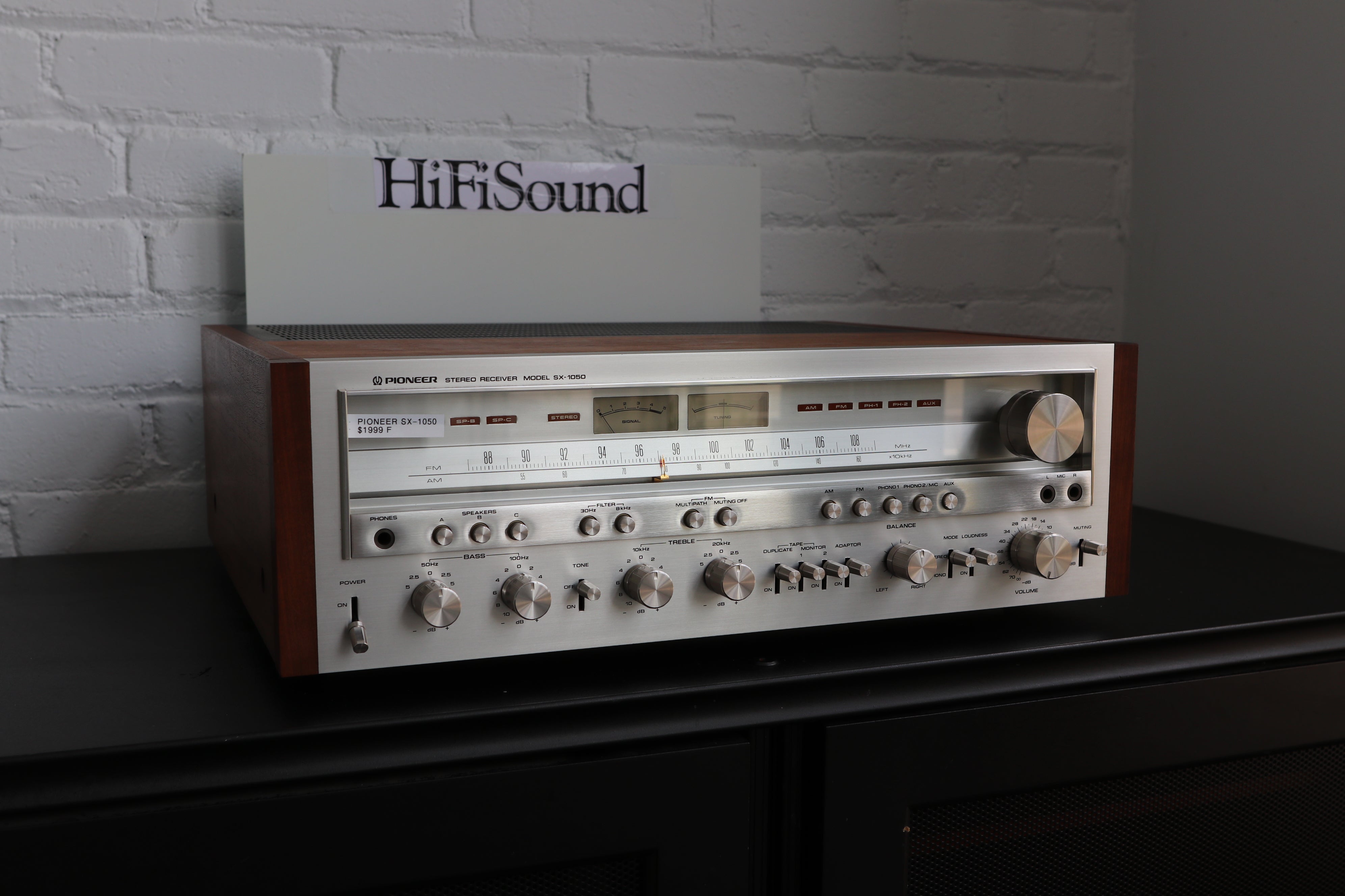 Pioneer SX-1050 - $1,999